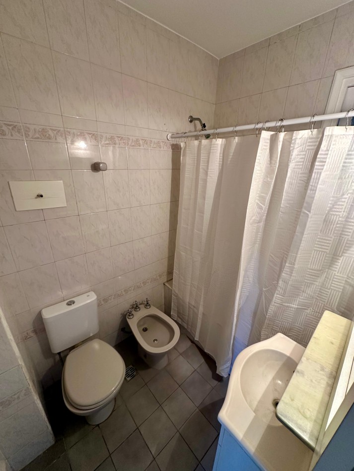 DEPARTAMENTO 3 AMBIENTES CON BALCON FRANCES - ZONA CENTRO