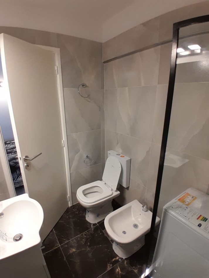 DEPARTAMENTO 1 AMBIENTE CON BALCON FRANCES - ZONA CENTRO