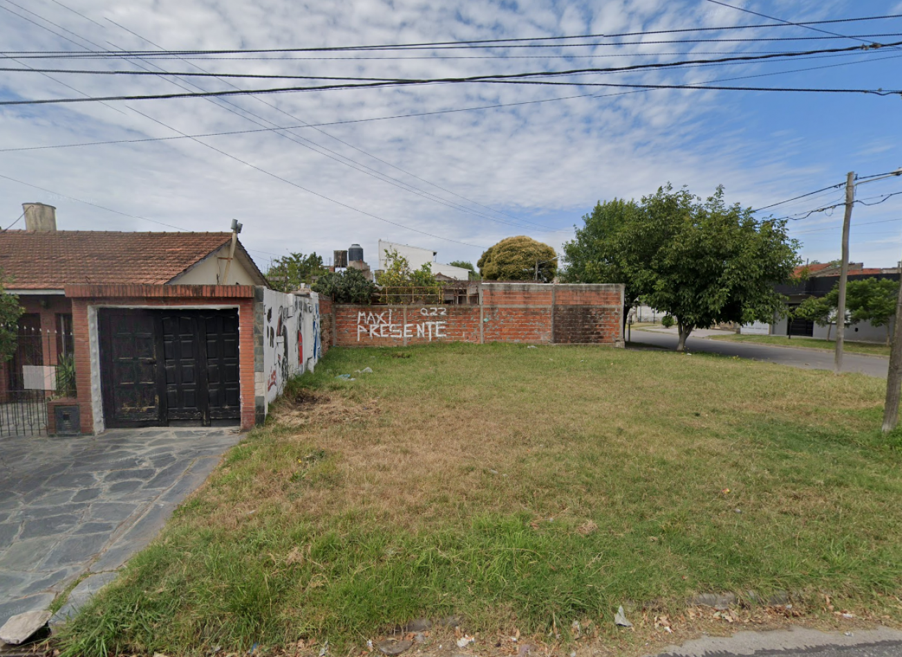 LOTE EN VENTA - GRECIA Y BALCARCE 