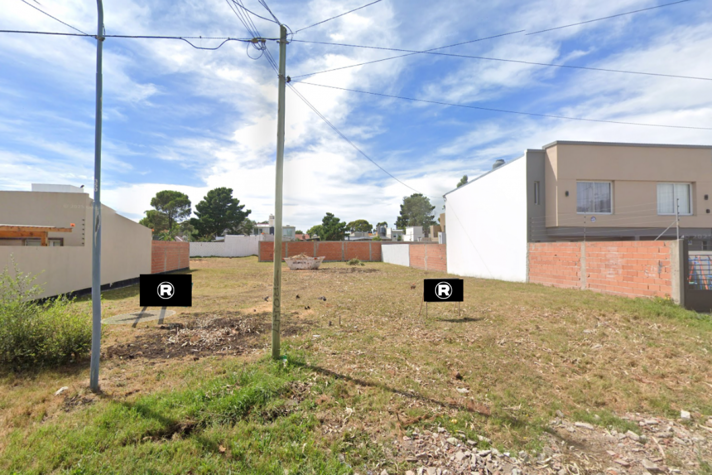 LOTE - BARRIO LOS PINARES