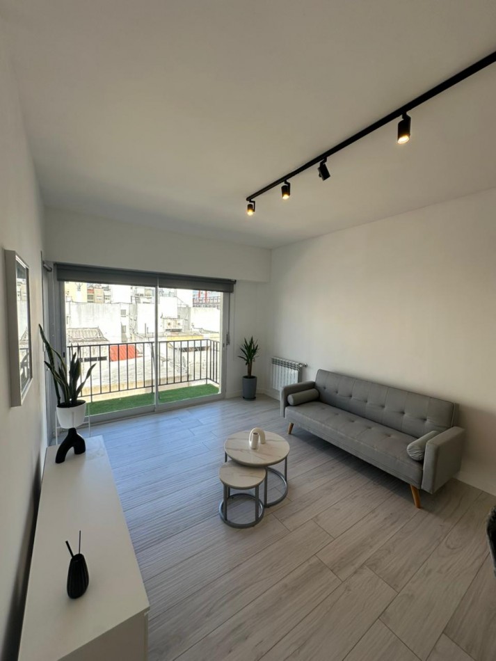 VENTA DEPARTAMENTO 4 AMBIENTES CON VISTA AL MAR Y BALCON TERRAZA 