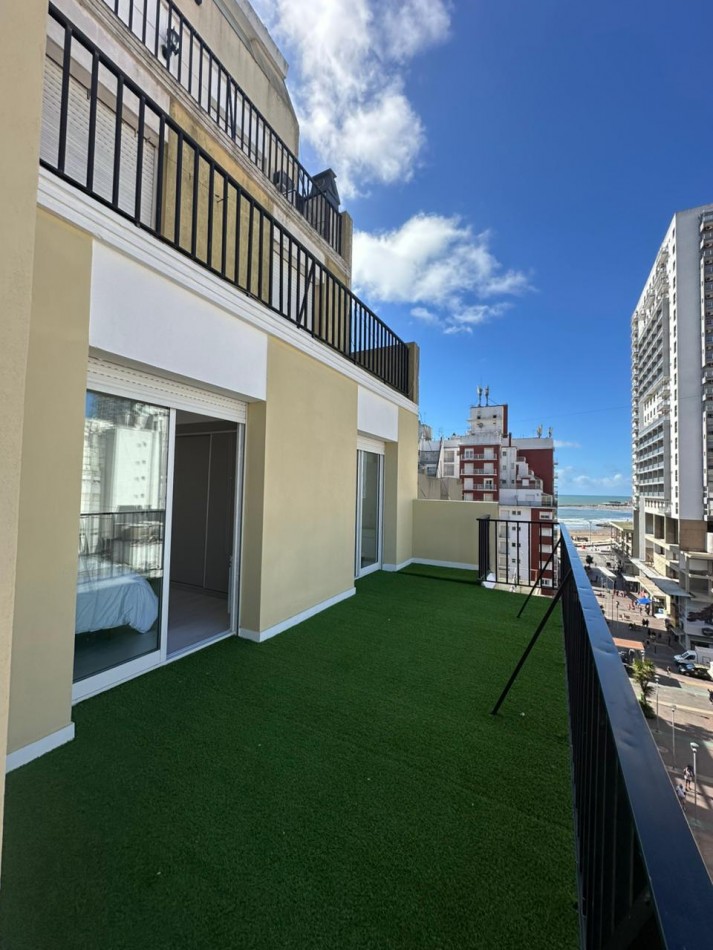 VENTA DEPARTAMENTO 4 AMBIENTES CON VISTA AL MAR Y BALCON TERRAZA 