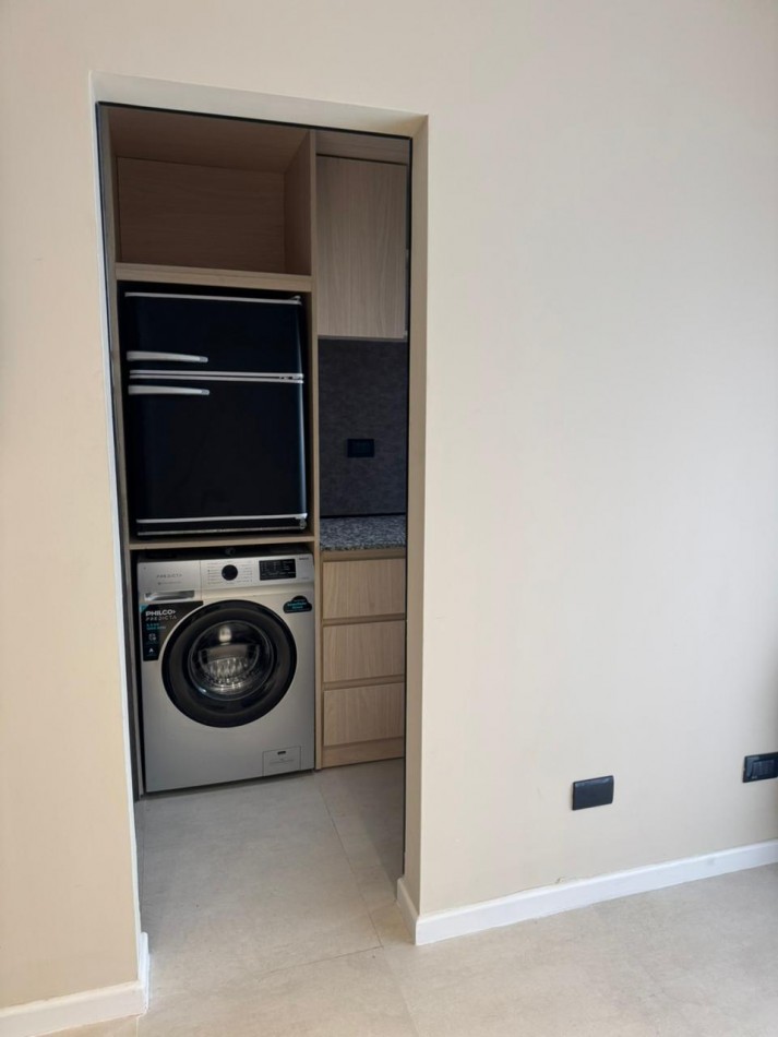 VENTA DEPARTAMENTO 1 AMBIENTE A LA CALLE TOTALMENTE RECICLADO