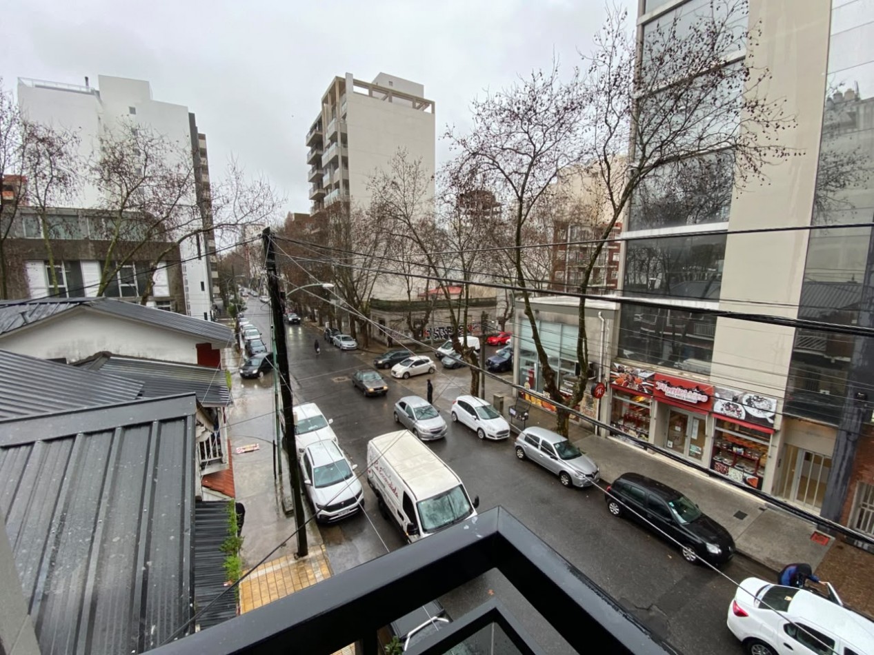 Semipiso Premium de 2 Ambientes con Balcon Terraza y Parrilla | Plaza Mitre