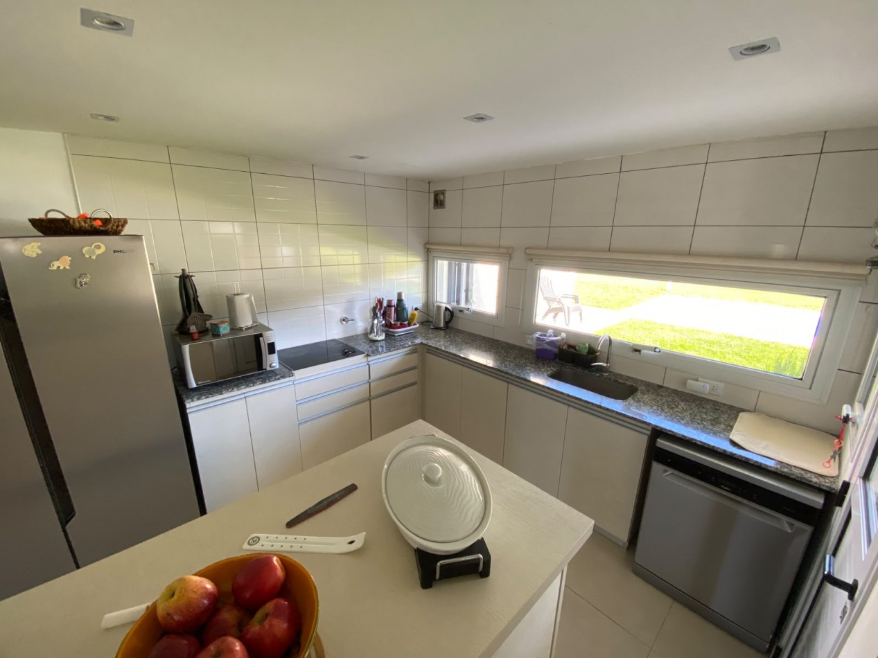 BARRIO PRIVADO TIERRAS DEL MAR - CHALET DE 4 AMBIENTES