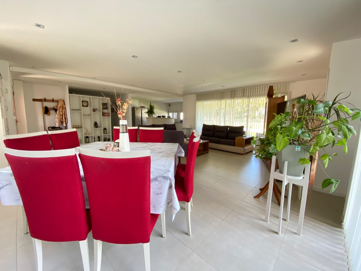 BARRIO PRIVADO TIERRAS DEL MAR - CHALET DE 4 AMBIENTES