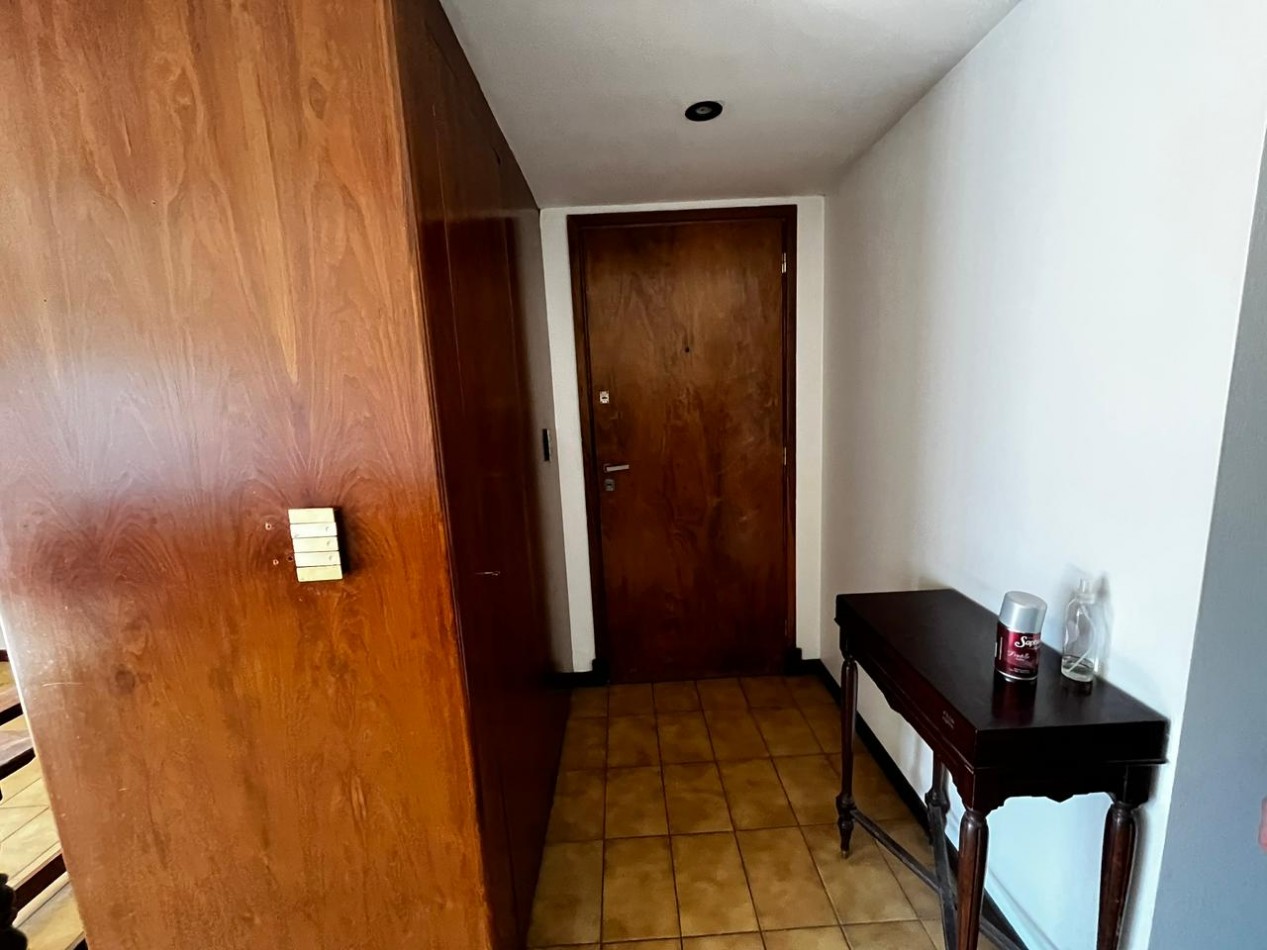 DEPARTAMENTO 4 AMBIENTES CON COCHERA - LA PERLA