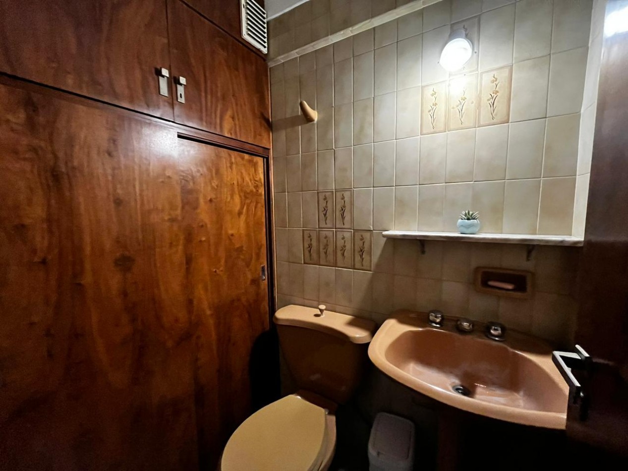 DEPARTAMENTO 4 AMBIENTES CON COCHERA - LA PERLA