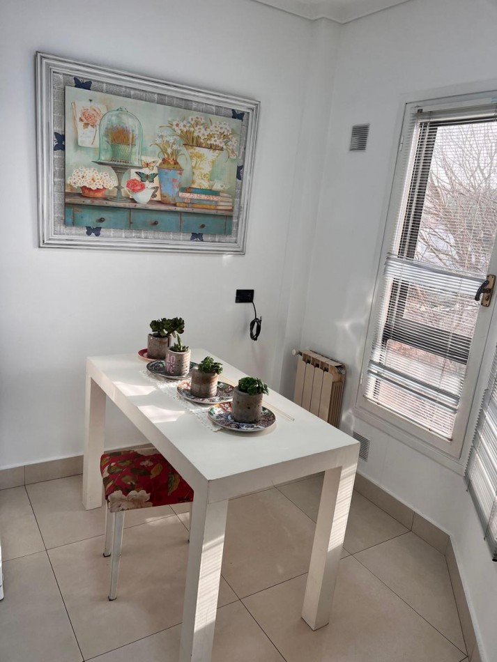 SEMIPISO DE 3 AMBIENTES + DEPENDENCIA | LA PERLA