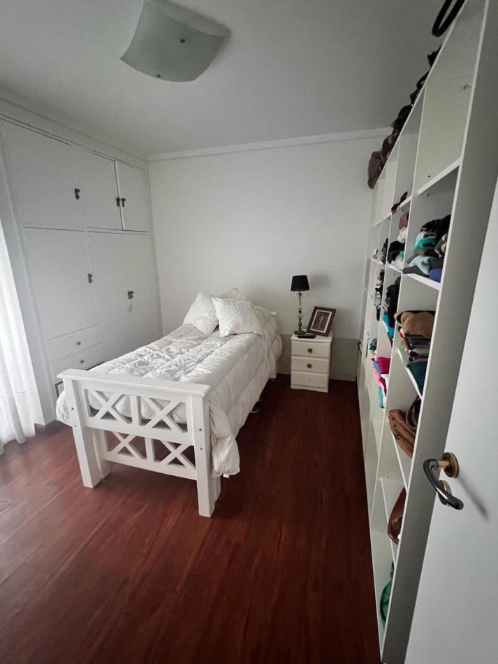 SEMIPISO DE 3 AMBIENTES + DEPENDENCIA | LA PERLA