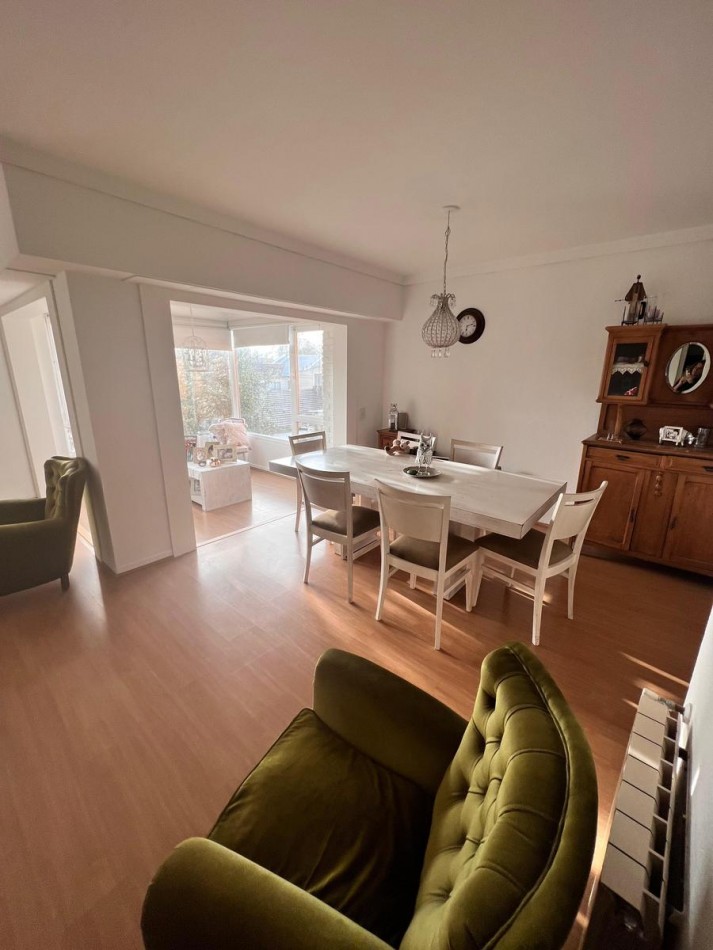 SEMIPISO DE 3 AMBIENTES + DEPENDENCIA | LA PERLA
