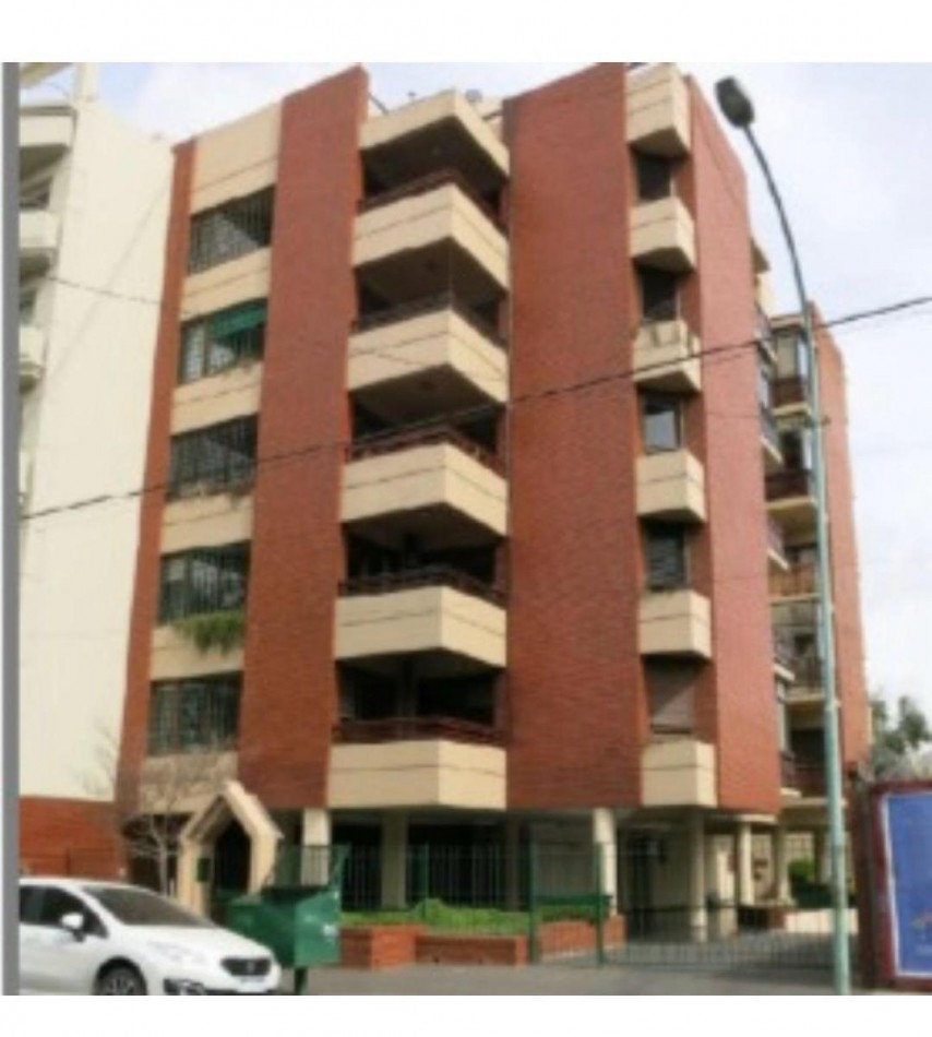 SEMIPISO DE 3 AMBIENTES + DEPENDENCIA | LA PERLA