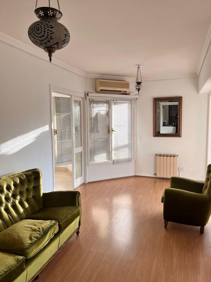 SEMIPISO DE 3 AMBIENTES + DEPENDENCIA | LA PERLA