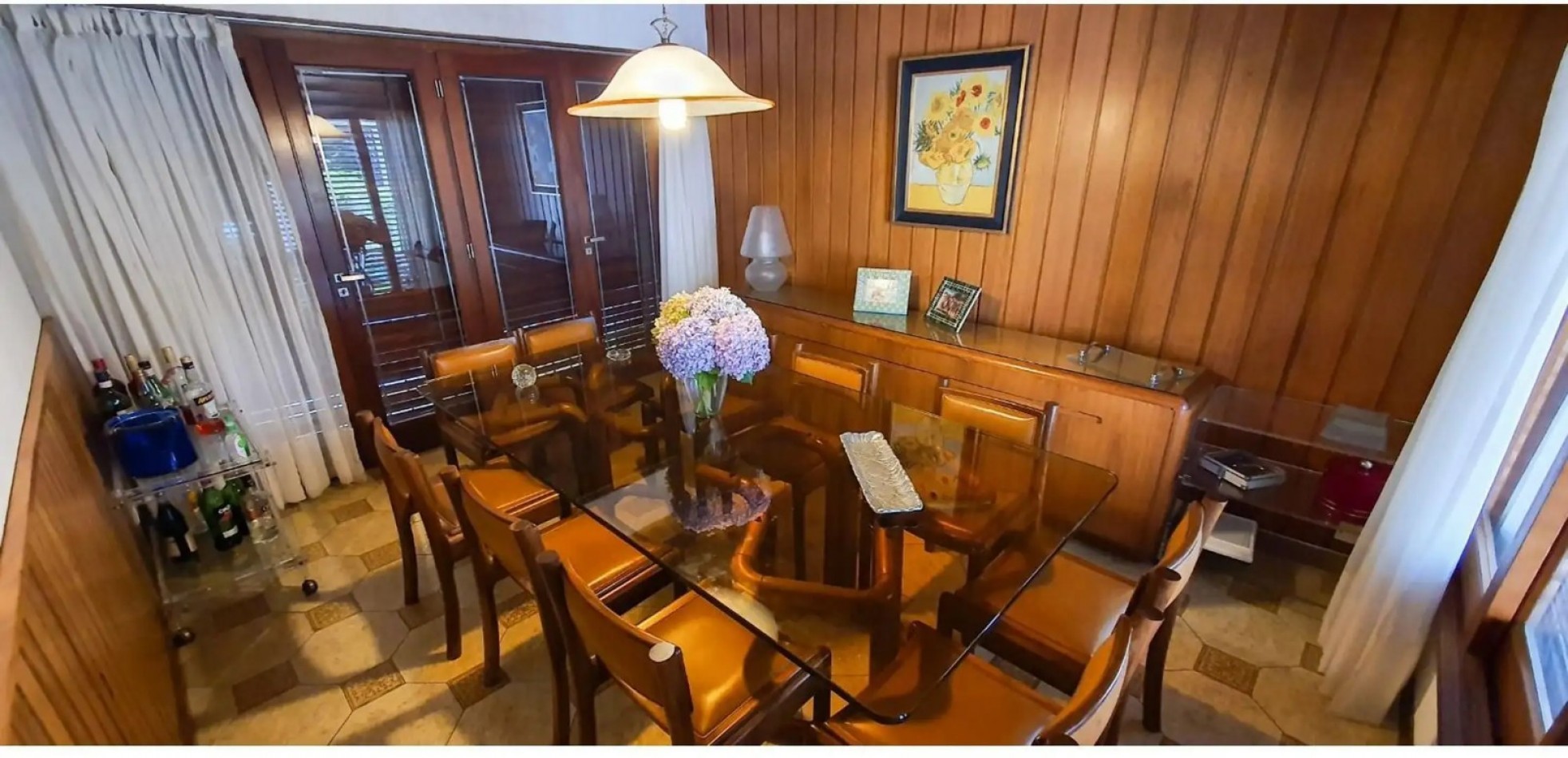 CHALET 7 AMBIENTES - LOS TRONCOS