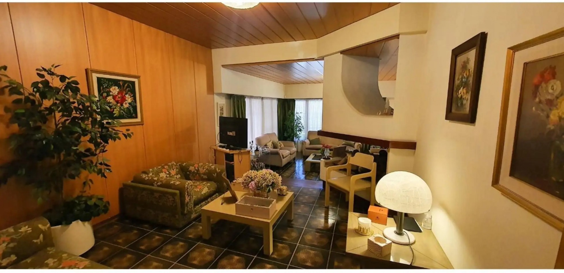 CHALET 7 AMBIENTES - LOS TRONCOS