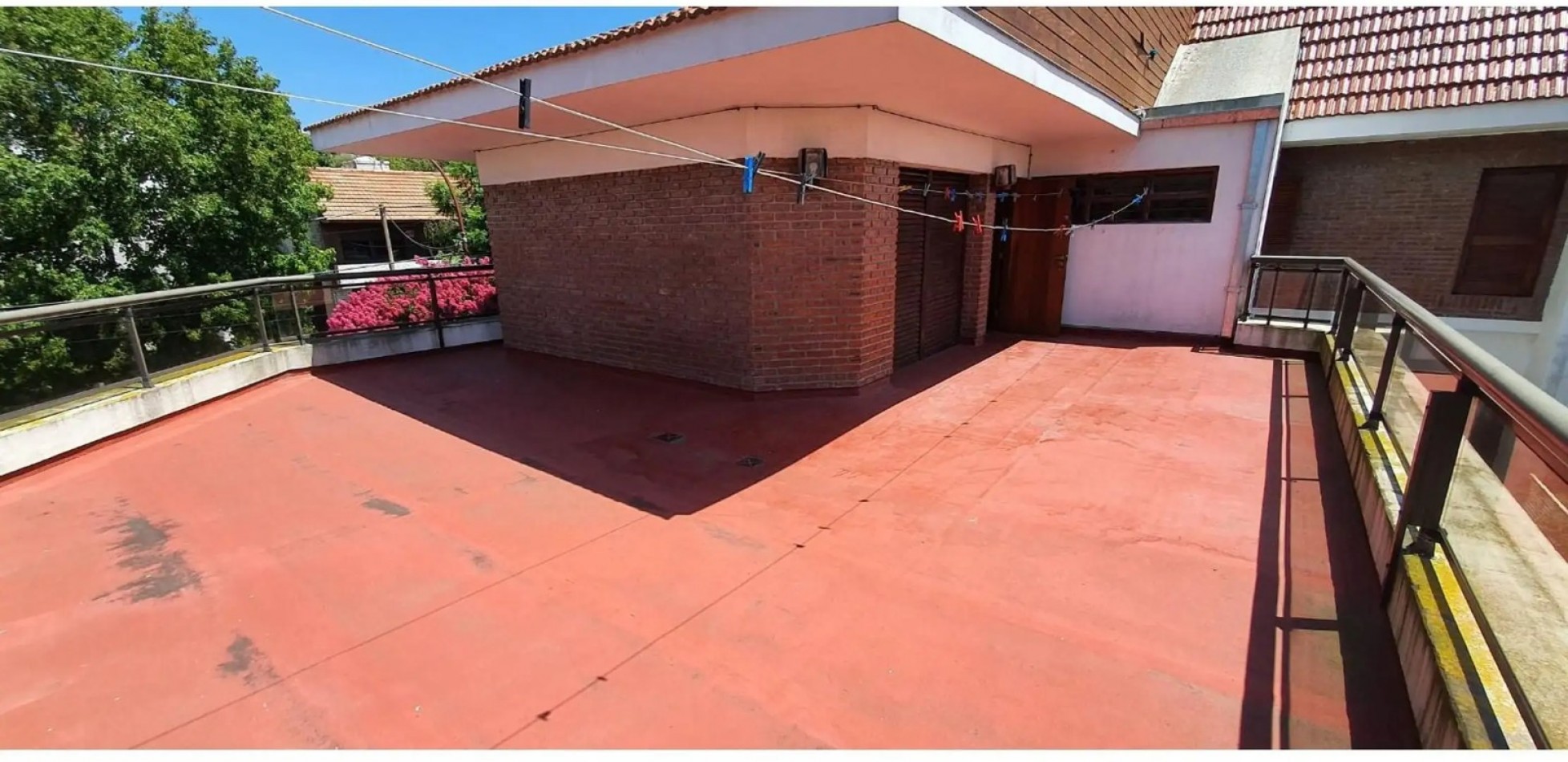 CHALET 7 AMBIENTES - LOS TRONCOS