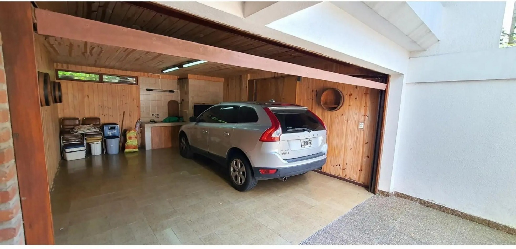 CHALET 7 AMBIENTES - LOS TRONCOS
