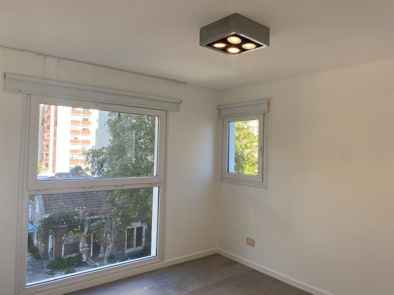 SEMIPISO DE 3 AMBIENTES CON COCHERA - EDIFICIO EL BOGHOS