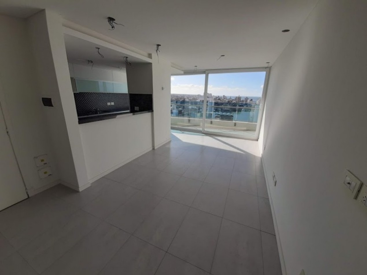 SEMIPISO DE 3 AMBIENTES CON COCHERA - EDIFICIO EL BOGHOS