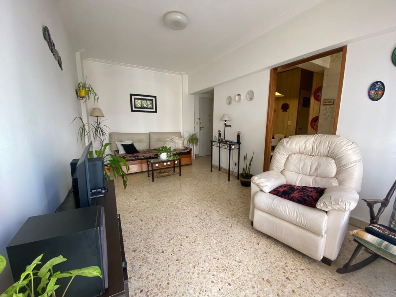DEPARTAMENTO DE 3 AMBIENTES A LA CALLE | EXCELENTE ESTADO ORIGINAL