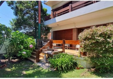 CHALET 7 AMBIENTES - LOS TRONCOS